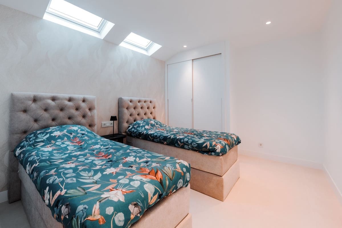 2 slaapkamer Appartement te koop in Fuengirola - € 925.000 (Ref: 10073028)