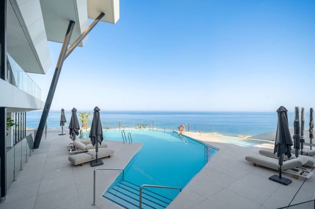 2 Zimmer Apartment zu verkaufen in Fuengirola mit Pool Garage - 995.000 € (Ref: 10073033)