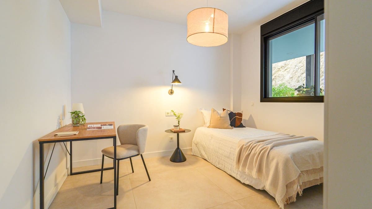 2 Zimmer Apartment zu verkaufen in Fuengirola mit Pool Garage - 995.000 € (Ref: 10073033)
