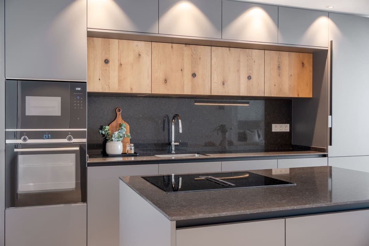 2 Zimmer Apartment zu verkaufen in Fuengirola mit Pool Garage - 995.000 € (Ref: 10073033)