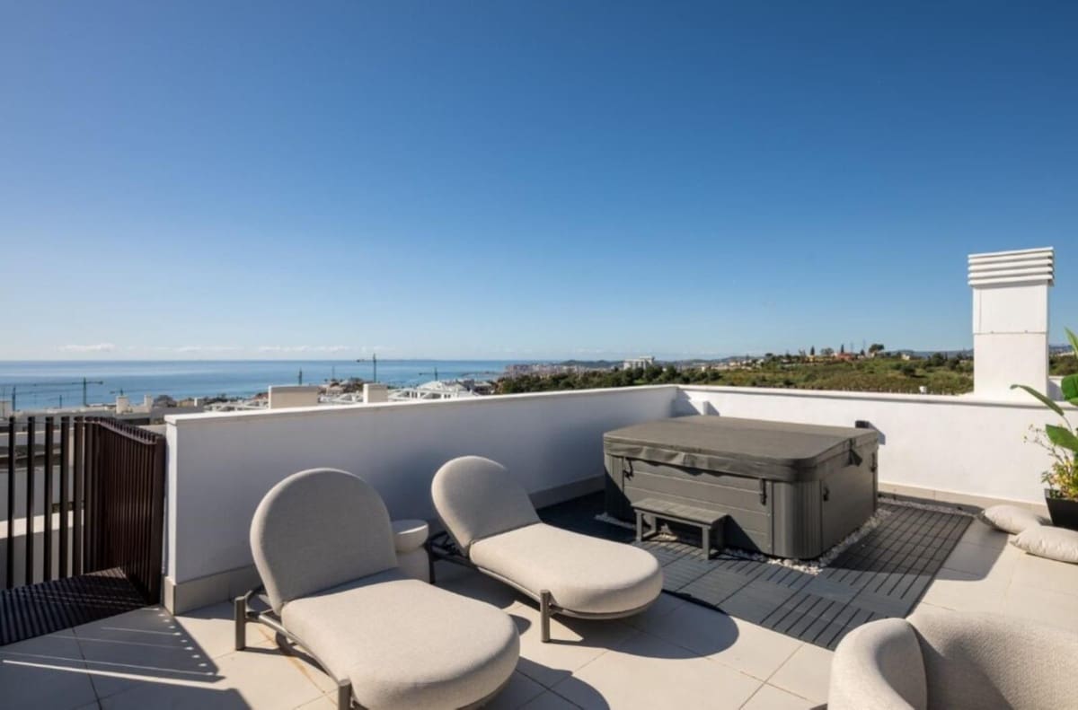2 sovrum Lägenhet till salu i Fuengirola med pool garage - 1 100 000 € (Ref: 10073035)