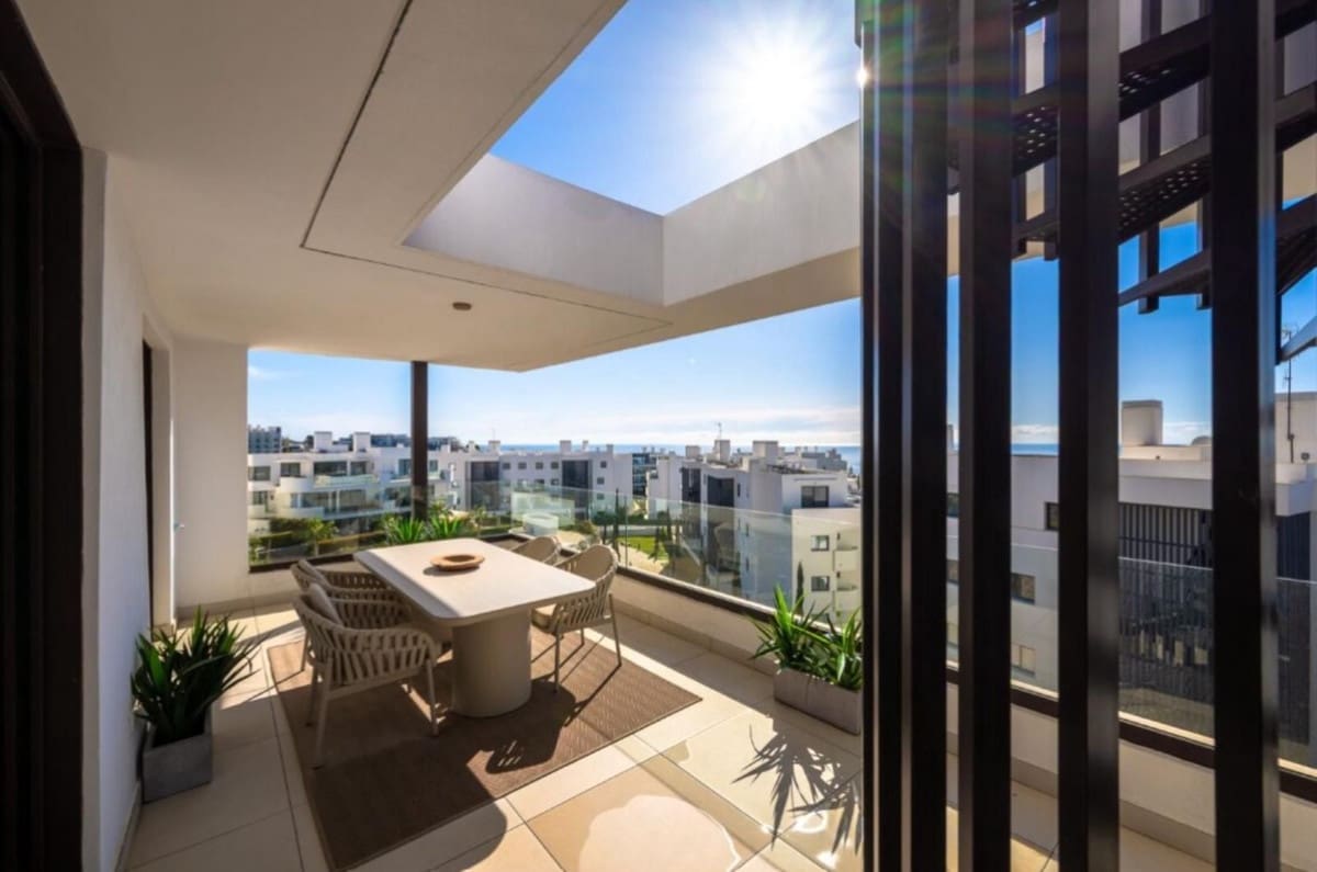 2 soveværelse Lejlighed til salg i Fuengirola med swimmingpool garage - € 1.100.000 (Ref: 10073038)
