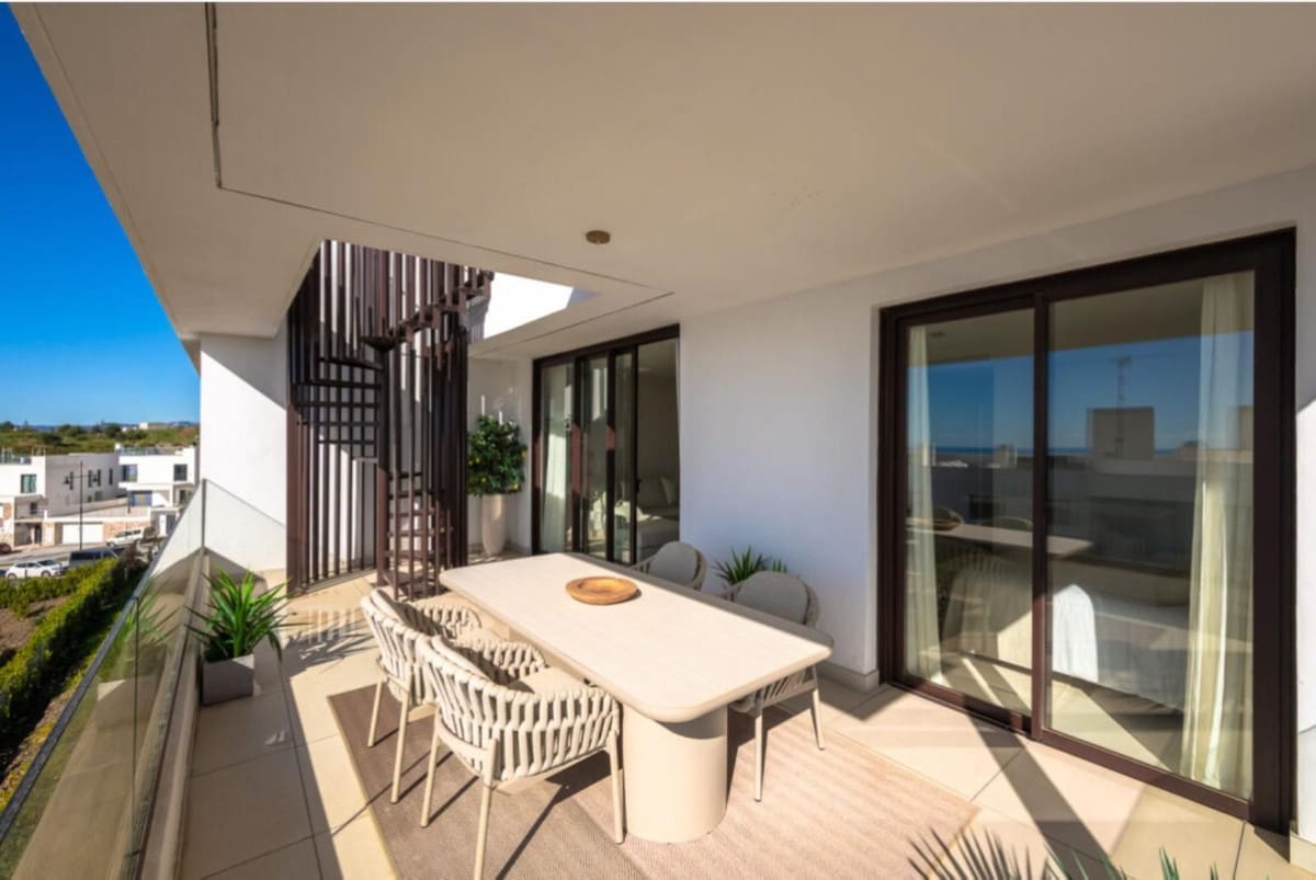 2 soveværelse Lejlighed til salg i Fuengirola med swimmingpool garage - € 1.100.000 (Ref: 10073038)