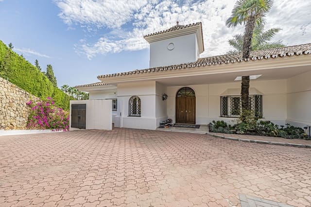 4 Zimmer Villa zu verkaufen in El Paraiso, Estepona mit Pool Garage - 2.480.000 € (Ref: 10073045)