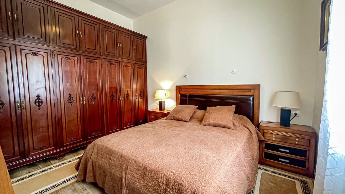 6 chambre Villa/Maison à vendre à El Rosario avec piscine - 2 490 000 € (Ref: 10073046)