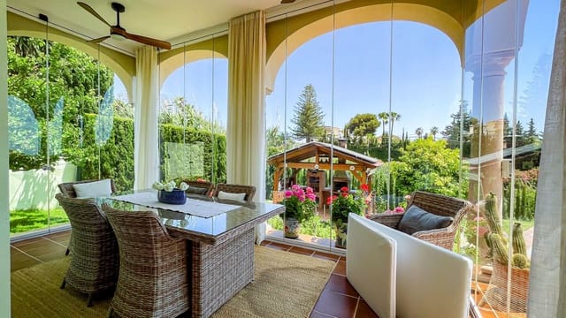 6 chambre Villa/Maison à vendre à El Rosario, Marbella avec piscine - 2 490 000 € (Ref: 10073046)