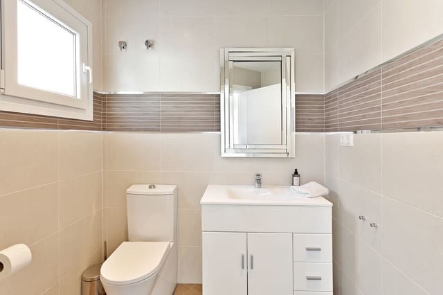 4 sypialnia Willa na sprzedaż w El Rosario, Marbella z basenem garażem - 2 450 000 € (Ref: 10073047)