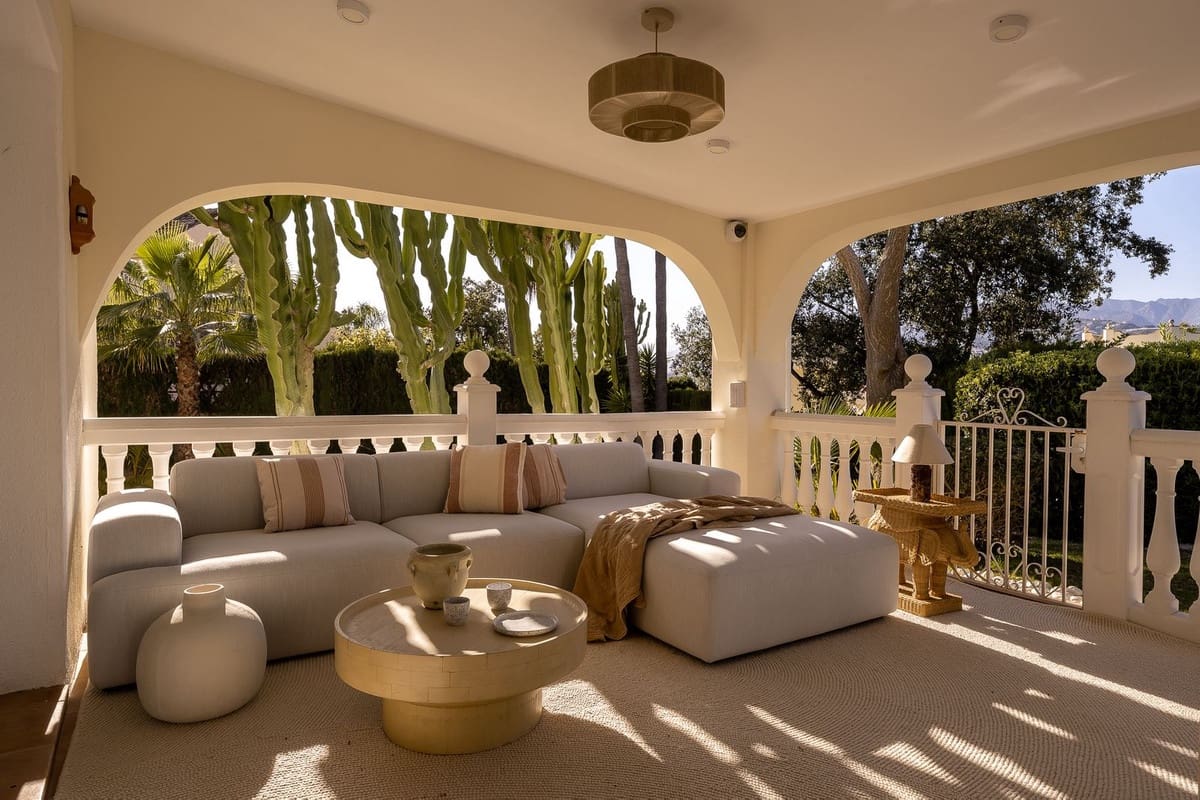 7 quarto Moradia para venda em El Rosario com piscina - 2 200 000 € (Ref: 10073048)