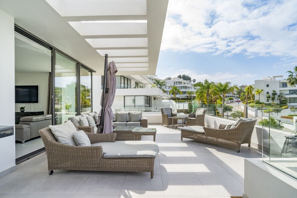 3 quarto Apartamento para venda em Atalaya-Isdabe com piscina garagem - 1 195 000 € (Ref: 10073051)