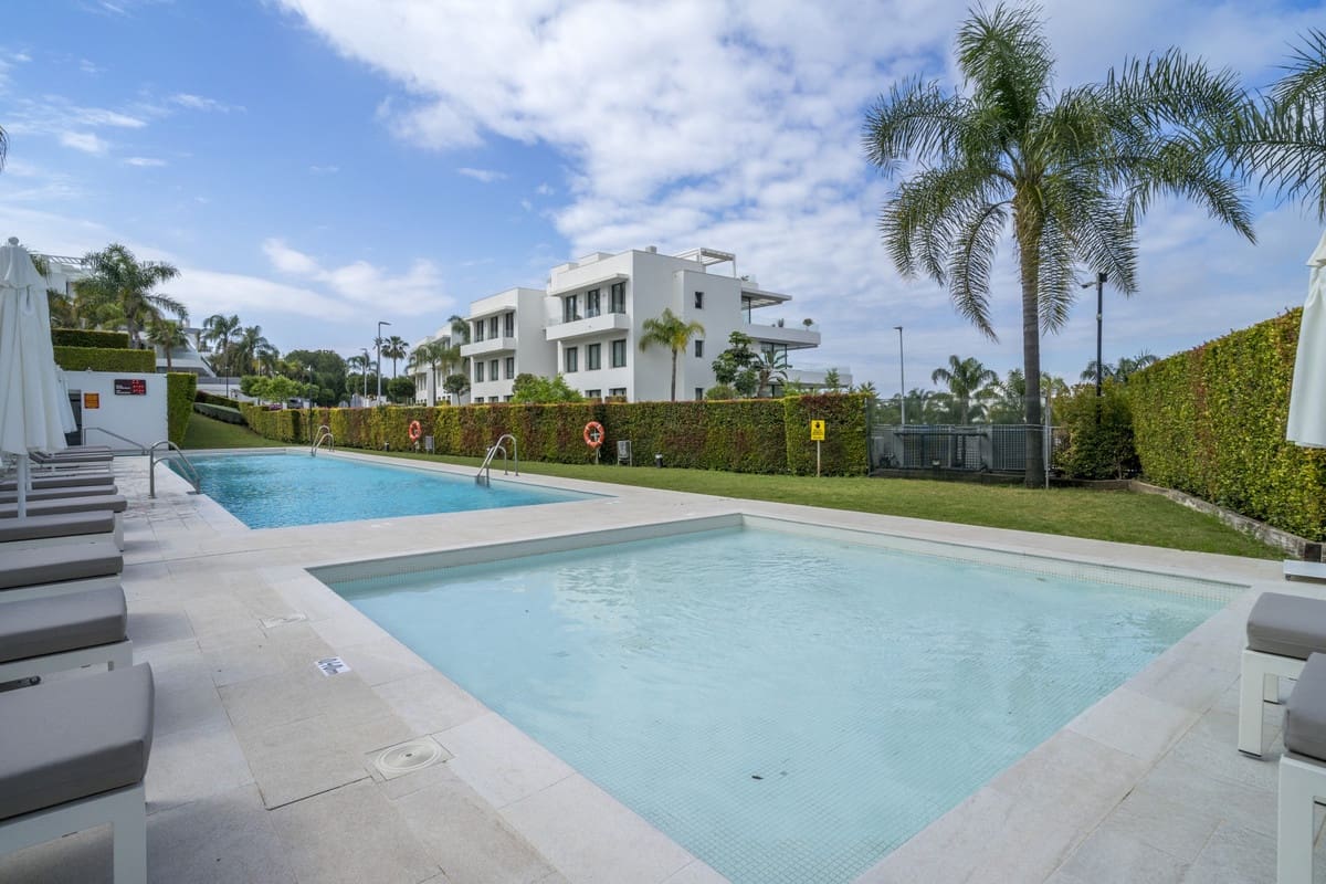 3 quarto Apartamento para venda em Atalaya-Isdabe com piscina garagem - 1 195 000 € (Ref: 10073051)