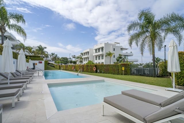 3 quarto Apartamento para venda em Atalaya-Isdabe, Estepona com piscina garagem - 1 195 000 € (Ref: 10073051)