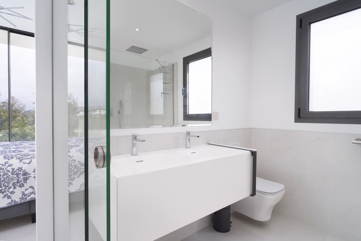 3 quarto Apartamento para venda em Atalaya-Isdabe com piscina garagem - 1 195 000 € (Ref: 10073051)
