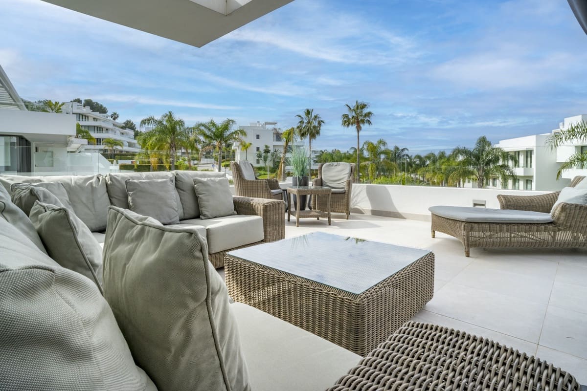 3 quarto Apartamento para venda em Atalaya-Isdabe com piscina garagem - 1 195 000 € (Ref: 10073051)