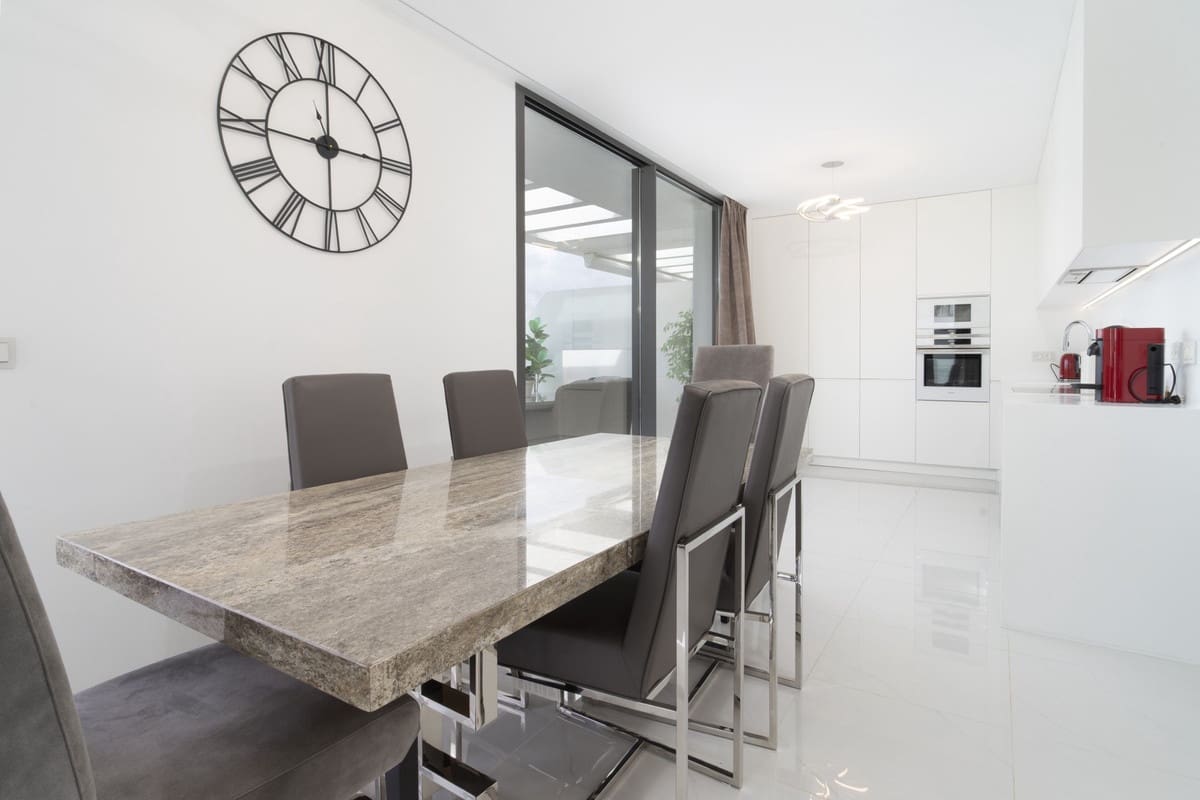 3 quarto Apartamento para venda em Atalaya-Isdabe com piscina garagem - 1 195 000 € (Ref: 10073051)