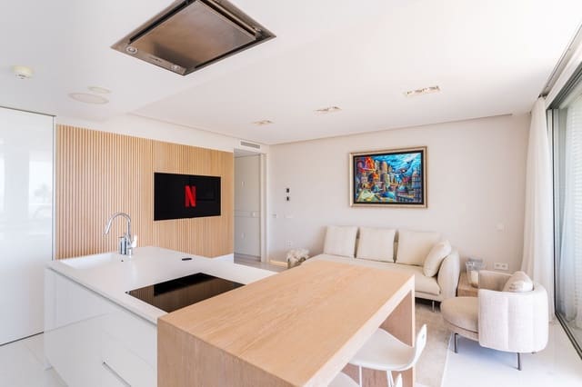 2 sovrum Lägenhet till salu i Estepona med pool garage - 1 095 000 € (Ref: 10073053)