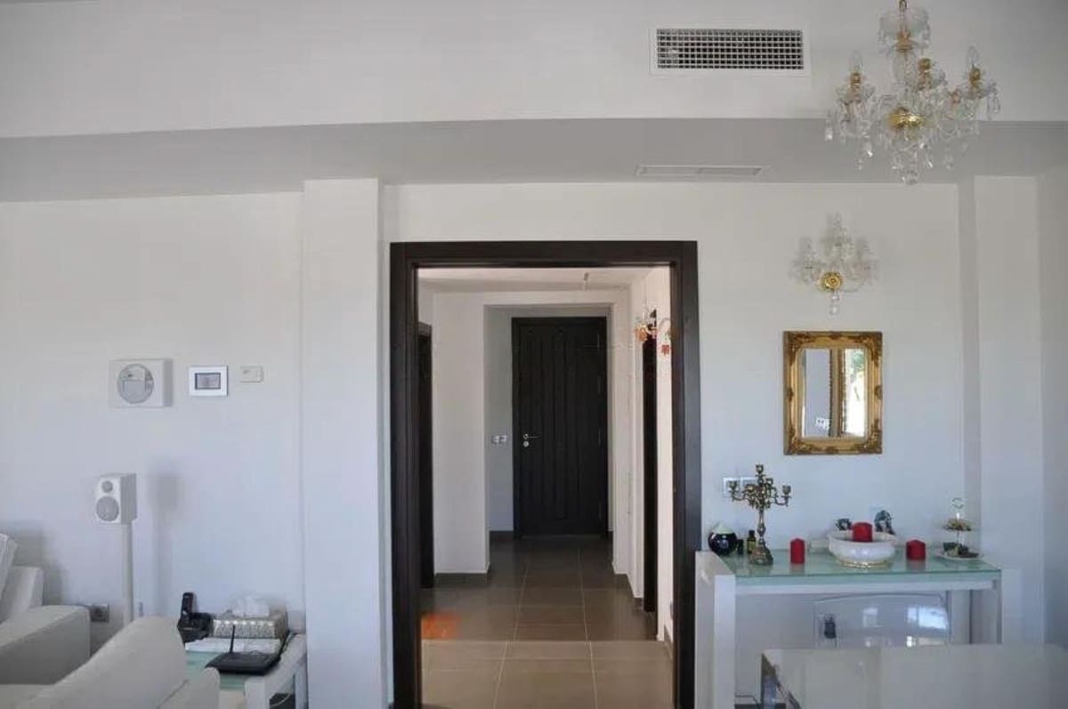 5 sypialnia Dom na sprzedaż w Estepona z basenem - 950 000 € (Ref: 10073056)
