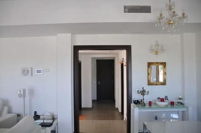 5 sypialnia Dom na sprzedaż w Estepona z basenem - 950 000 € (Ref: 10073056)