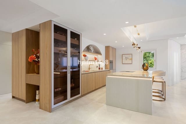 3 Zimmer Apartment zu verkaufen in Guadalmansa, Estepona mit Pool Garage - 3.350.000 € (Ref: 10074655)