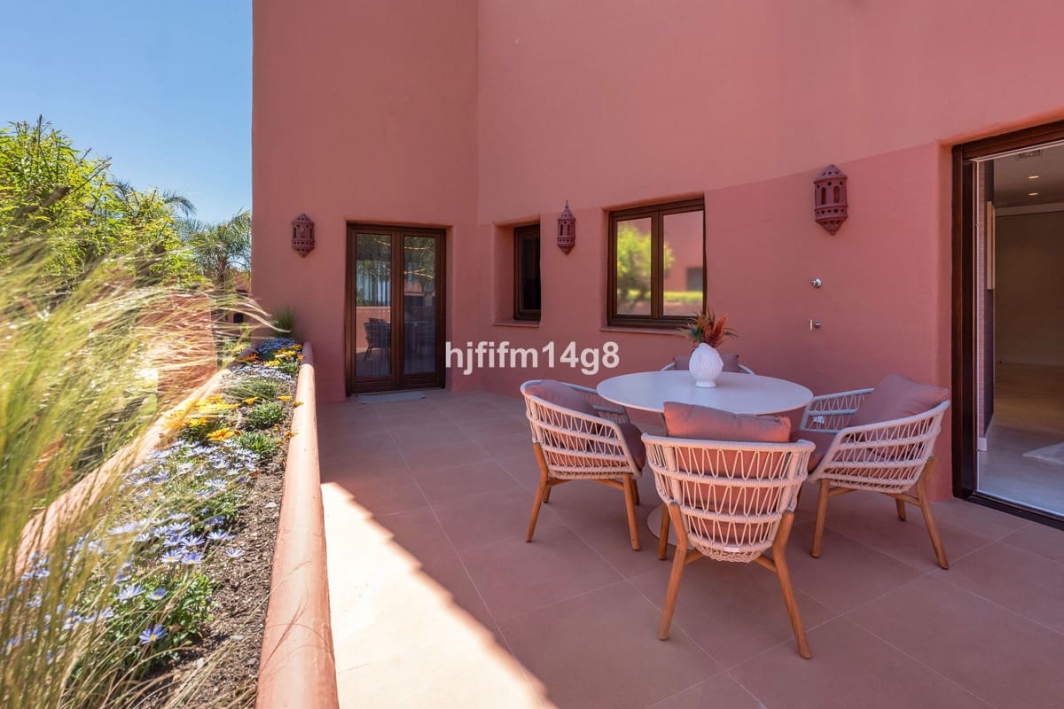 3 Zimmer Apartment zu verkaufen in Guadalmansa mit Pool Garage - 3.350.000 € (Ref: 10074655)