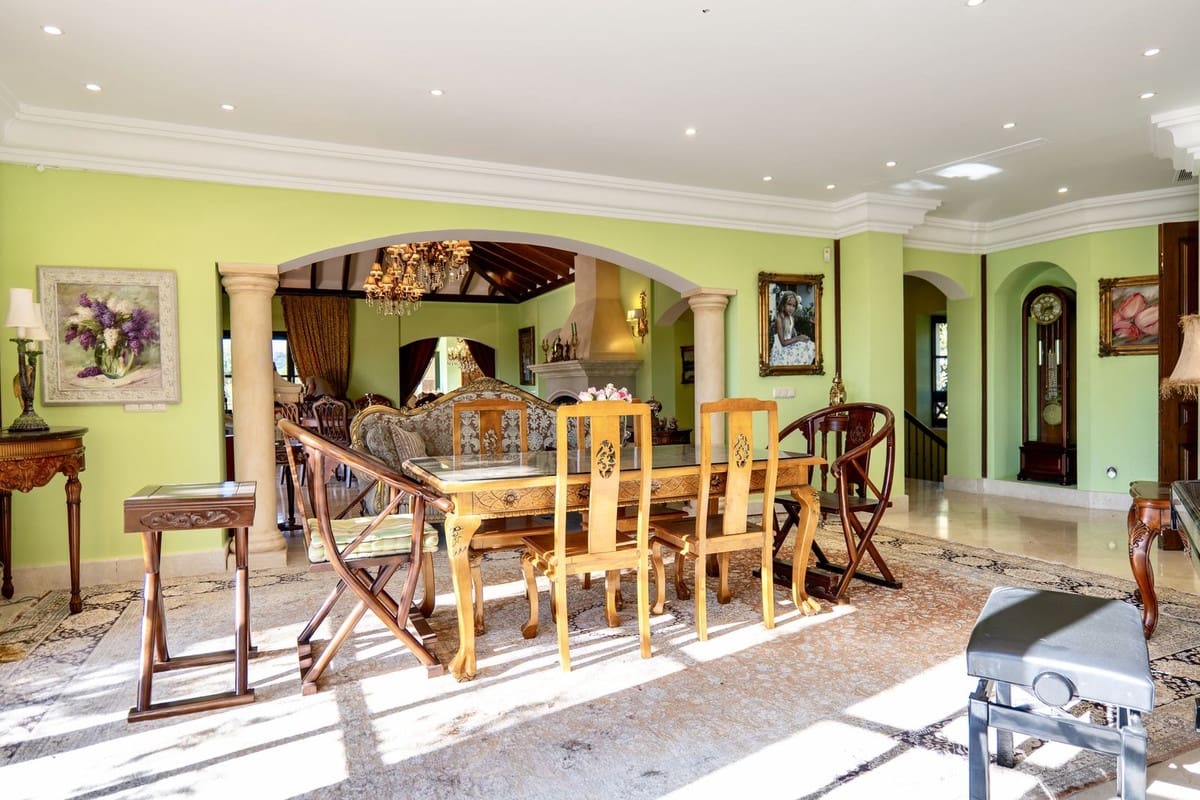 6 soverom Villa til salgs i La Zagaleta med svømmebasseng garasje - € 7 000 000 (Ref: 10079015)