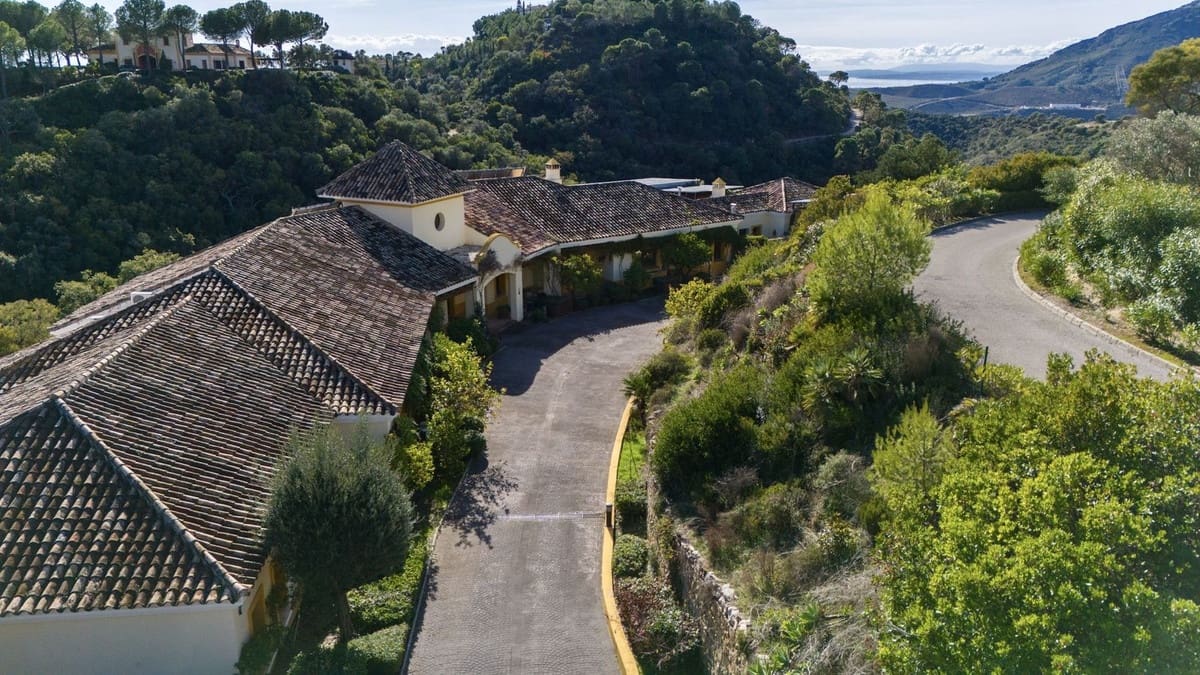 6 soverom Villa til salgs i La Zagaleta med svømmebasseng garasje - € 7 000 000 (Ref: 10079015)