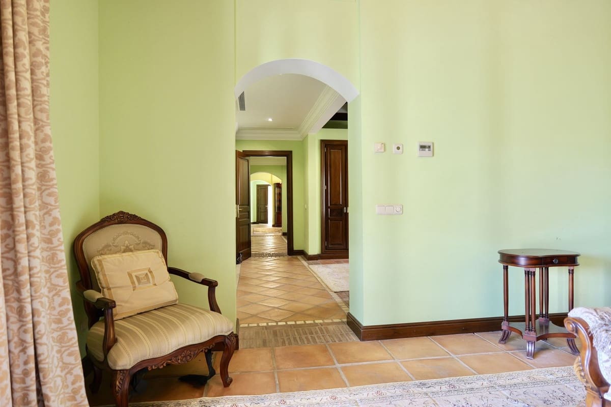 6 soverom Villa til salgs i La Zagaleta med svømmebasseng garasje - € 7 000 000 (Ref: 10079015)