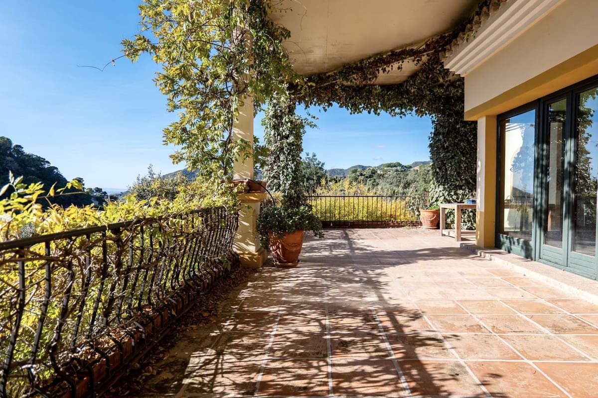 6 soverom Villa til salgs i La Zagaleta med svømmebasseng garasje - € 7 000 000 (Ref: 10079015)