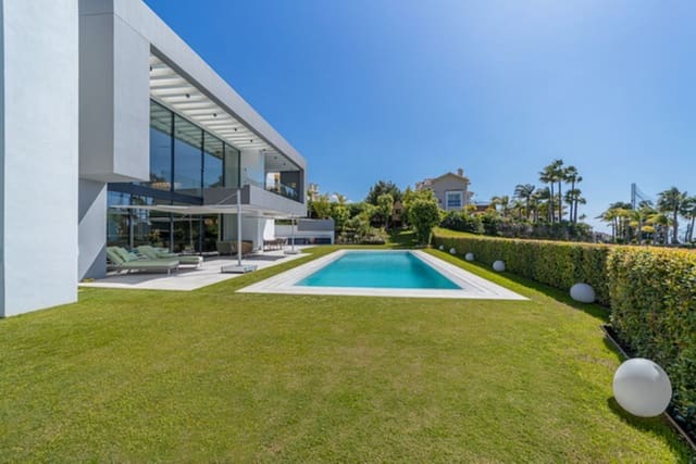 5 bedroom Villa for sale in Los Arqueros, Benahavís with pool garage - € 5,800,000 (Ref: 10079016)