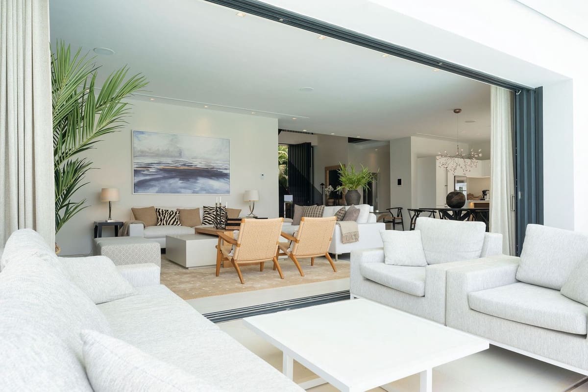 5 soverom Villa til salgs i Marbella med svømmebasseng garasje - € 5 650 000 (Ref: 10079017)