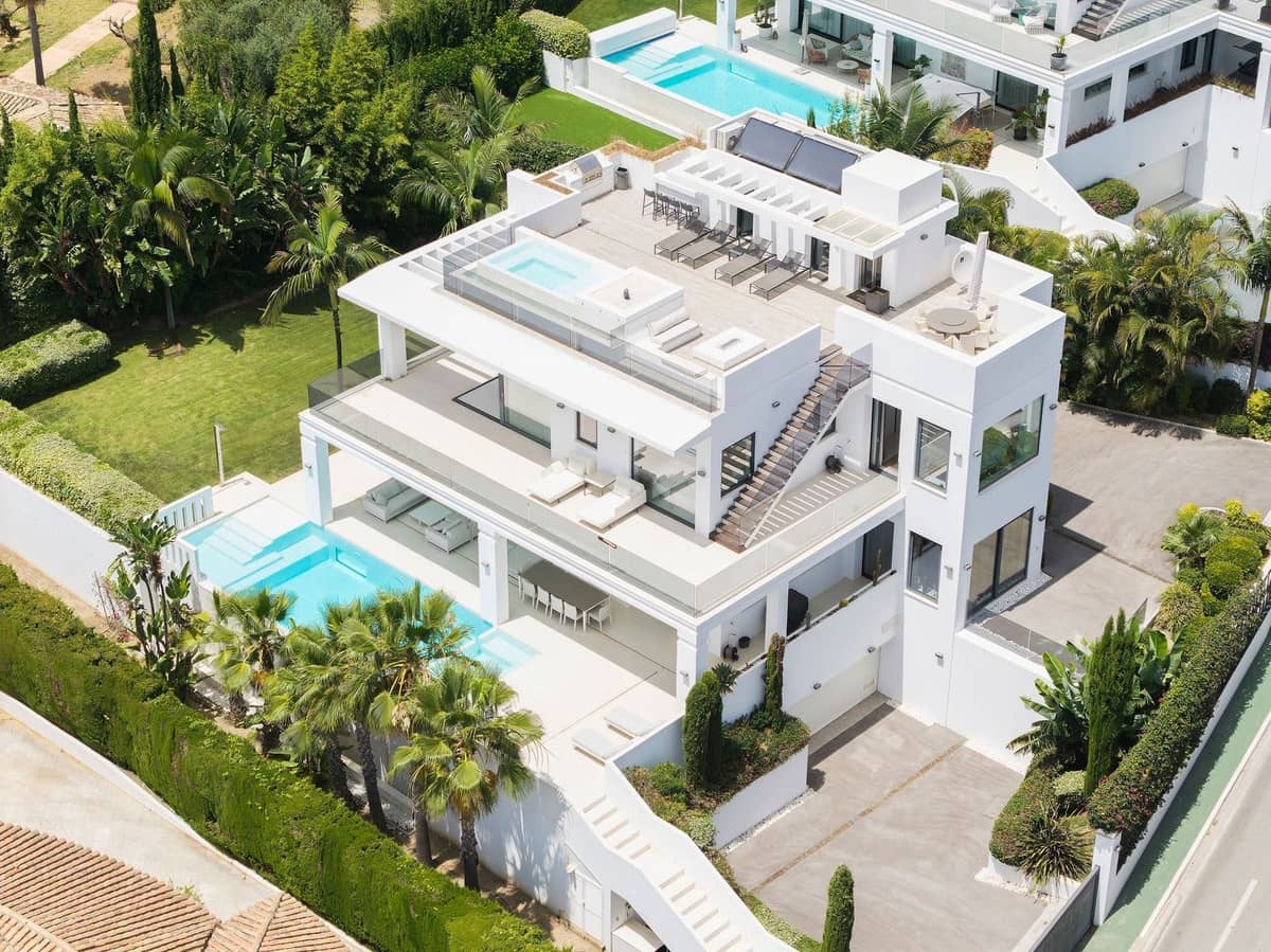 5 soverom Villa til salgs i Marbella med svømmebasseng garasje - € 5 650 000 (Ref: 10079017)