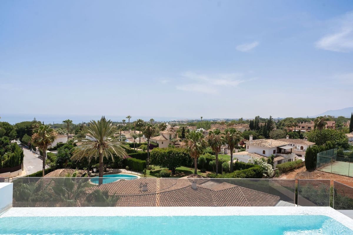 5 soverom Villa til salgs i Marbella med svømmebasseng garasje - € 5 650 000 (Ref: 10079017)