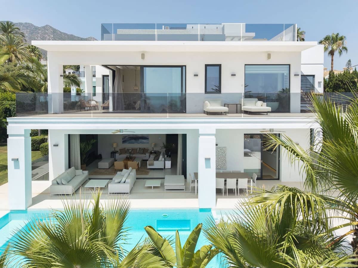 5 soverom Villa til salgs i Marbella med svømmebasseng garasje - € 5 650 000 (Ref: 10079017)