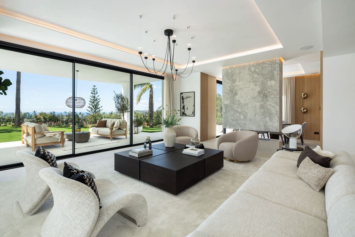 5 bedroom Villa for sale in Los Arqueros with pool garage - € 5,795,000 (Ref: 10079018)