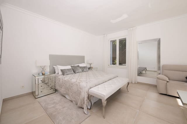 Chalet de 9 habitaciones en Hacienda Las Chapas, Marbella en venta con piscina garaje - 4.495.000 € (Ref: 10079020)
