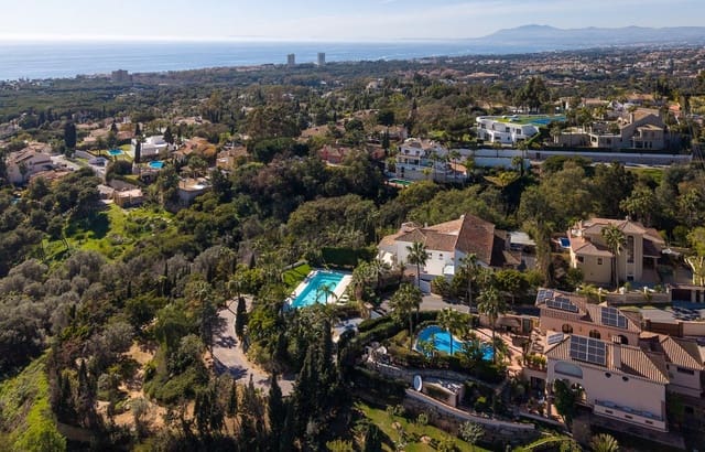 Chalet de 9 habitaciones en Hacienda Las Chapas, Marbella en venta con piscina garaje - 4.495.000 € (Ref: 10079020)