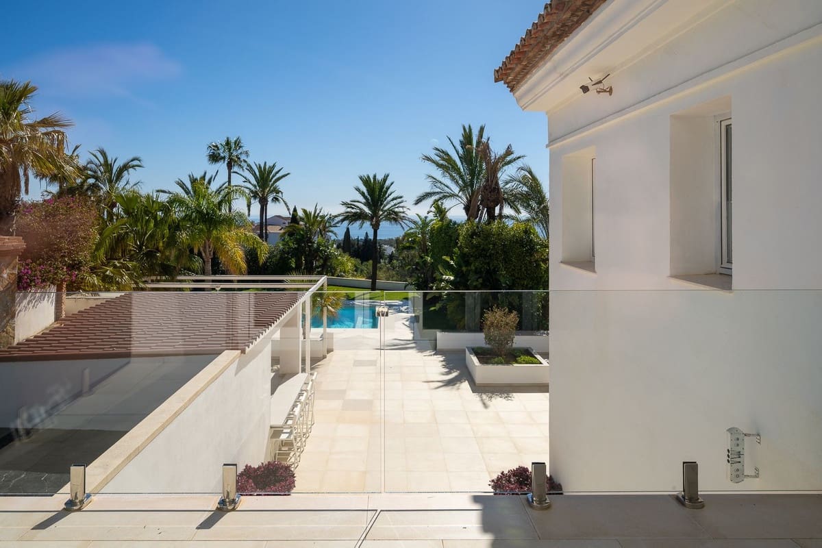 Chalet de 9 habitaciones en Marbella en venta con piscina garaje - 4.495.000 € (Ref: 10079020)
