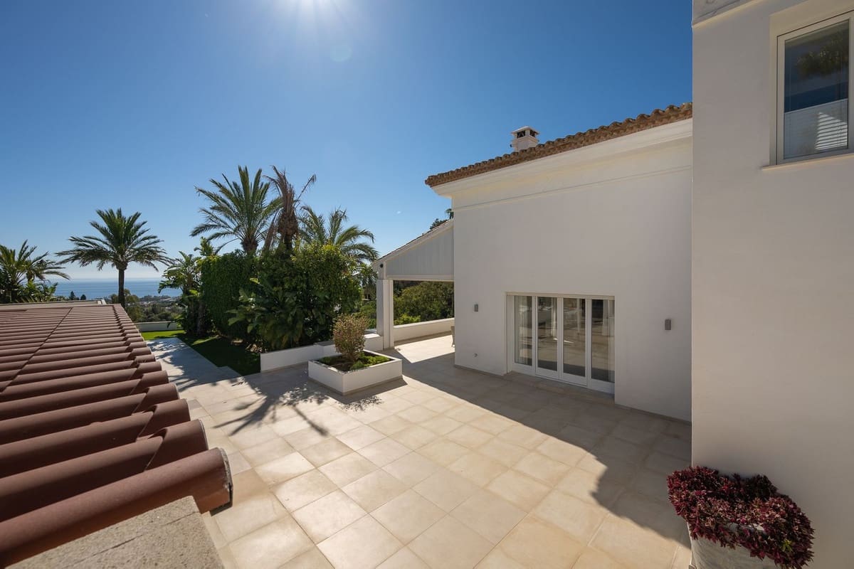 Chalet de 9 habitaciones en Marbella en venta con piscina garaje - 4.495.000 € (Ref: 10079020)