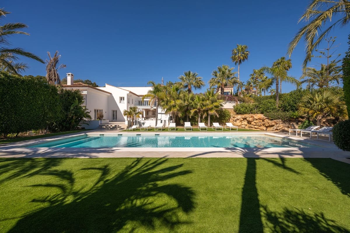 Chalet de 9 habitaciones en Marbella en venta con piscina garaje - 4.495.000 € (Ref: 10079020)