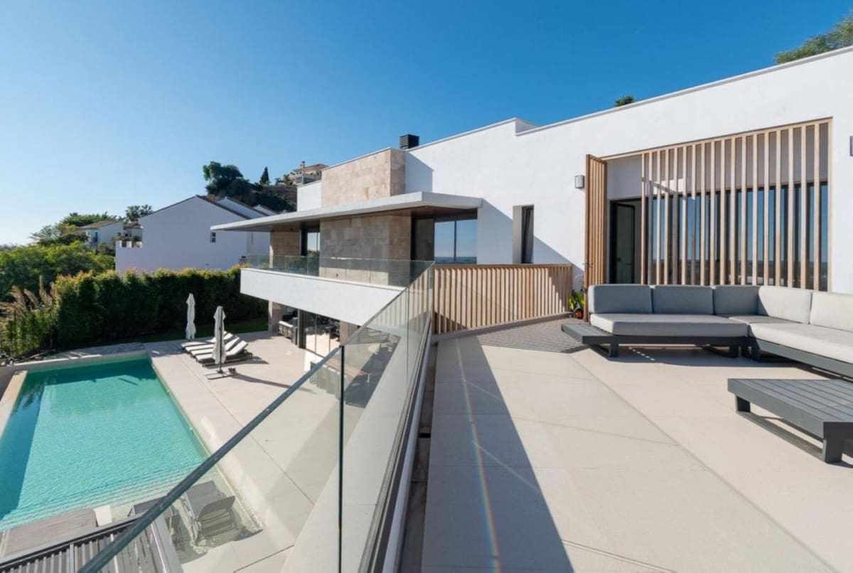 4 sypialnia Willa na sprzedaż w Los Arqueros z basenem garażem - 3 995 000 € (Ref: 10079021)