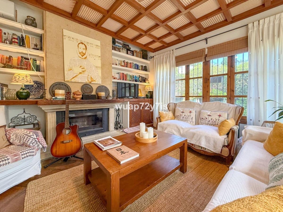 2 quarto Moradia para venda em Marbella com piscina - 2 250 000 € (Ref: 10079024)