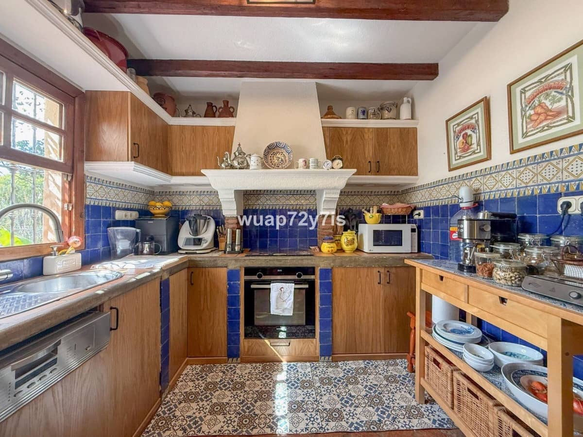 2 quarto Moradia para venda em Marbella com piscina - 2 250 000 € (Ref: 10079024)