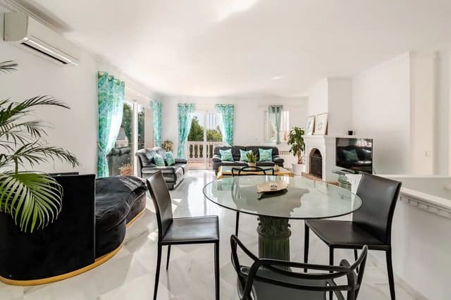 4 slaapkamer Villa te koop in Marbella met zwembad garage - € 1.600.000 (Ref: 10079025)