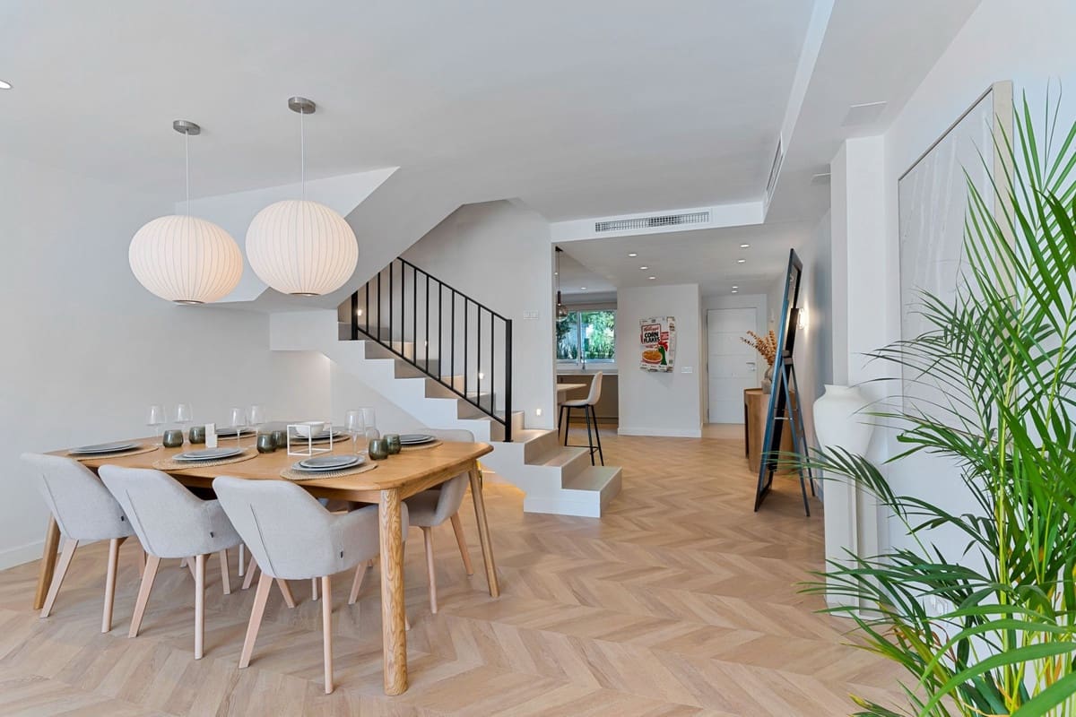 Casa de 4 habitaciones en Marbella en venta con piscina garaje - 1.099.000 € (Ref: 10079028)