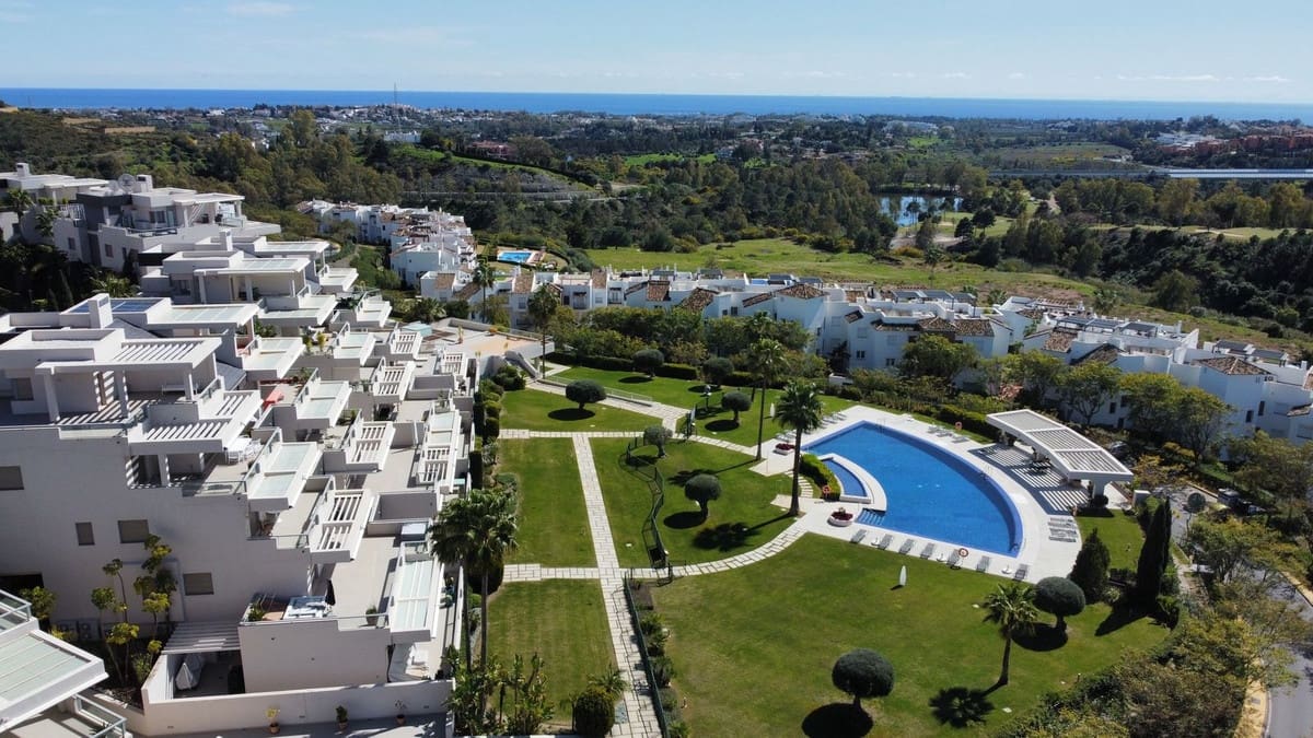 3 Zimmer Apartment zu verkaufen in Los Arqueros mit Pool Garage - 850.000 € (Ref: 10079029)
