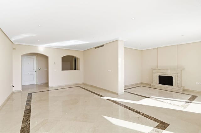 4 Zimmer Apartment zu verkaufen in Los Arqueros, Benahavís mit Pool Garage - 825.000 € (Ref: 10079030)