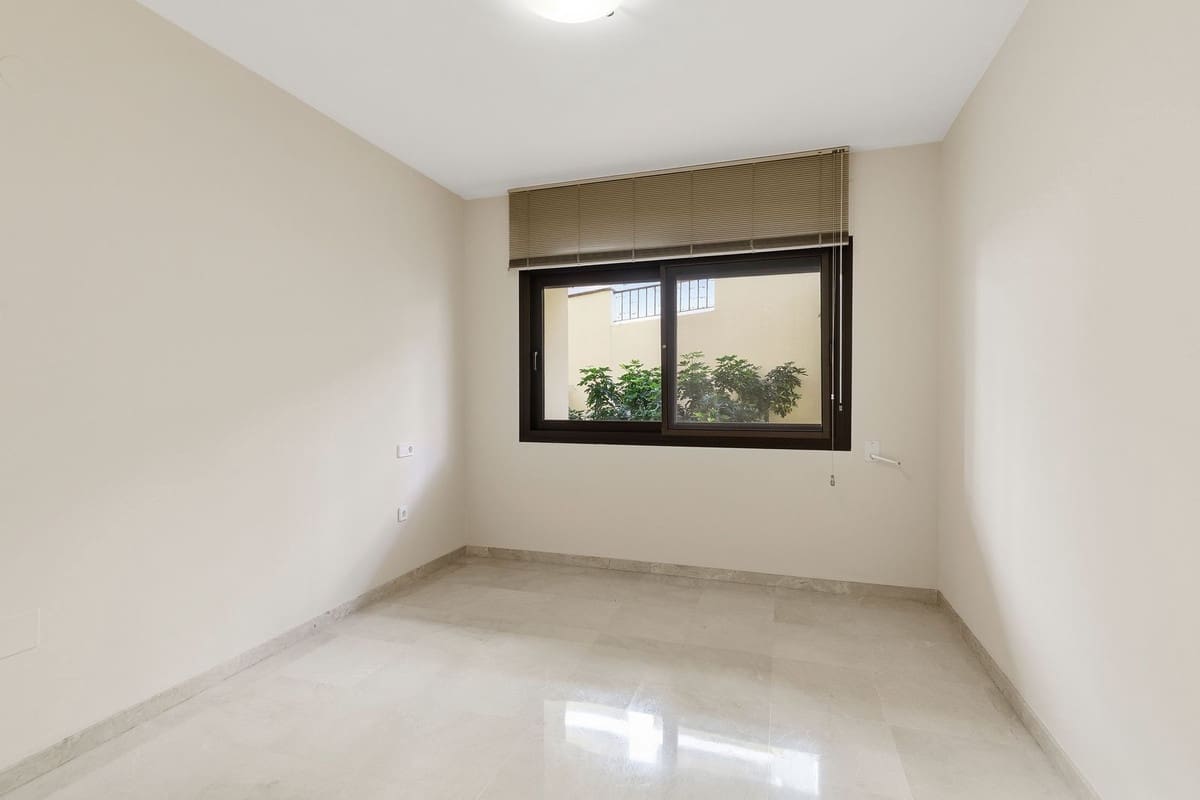 4 Zimmer Apartment zu verkaufen in Los Arqueros mit Pool Garage - 825.000 € (Ref: 10079030)