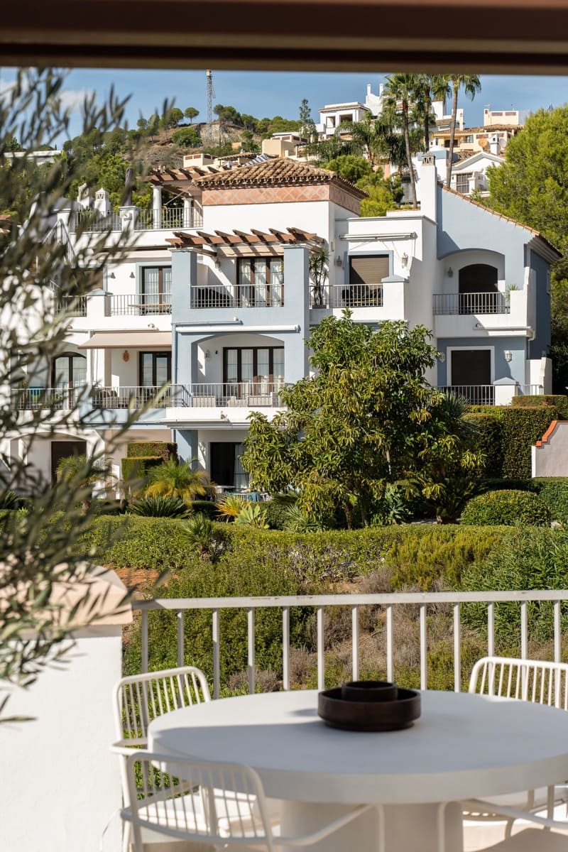 3 soverom Leilighet til salgs i Los Arqueros med svømmebasseng garasje - € 825 000 (Ref: 10079031)