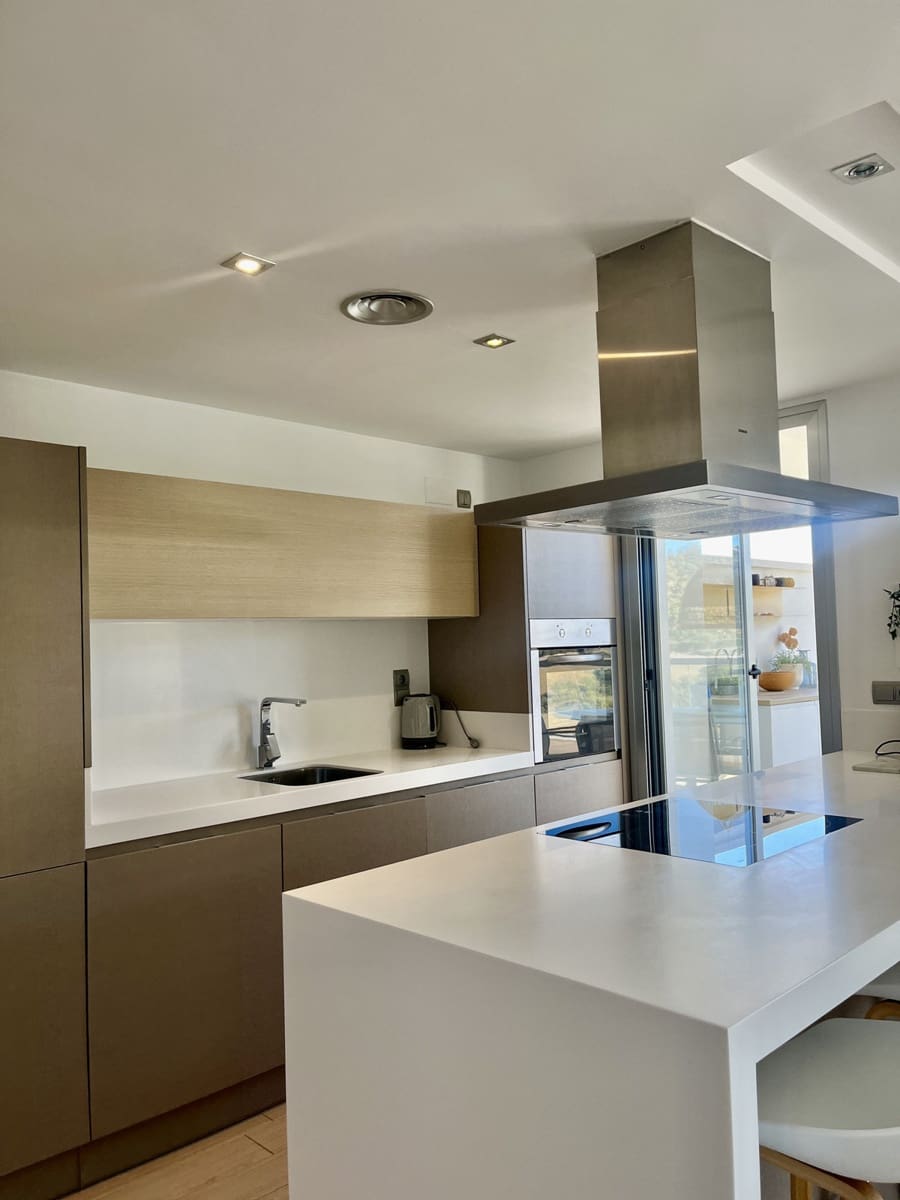 3 Zimmer Apartment zu verkaufen in Los Arqueros mit Pool Garage - 785.000 € (Ref: 10079032)