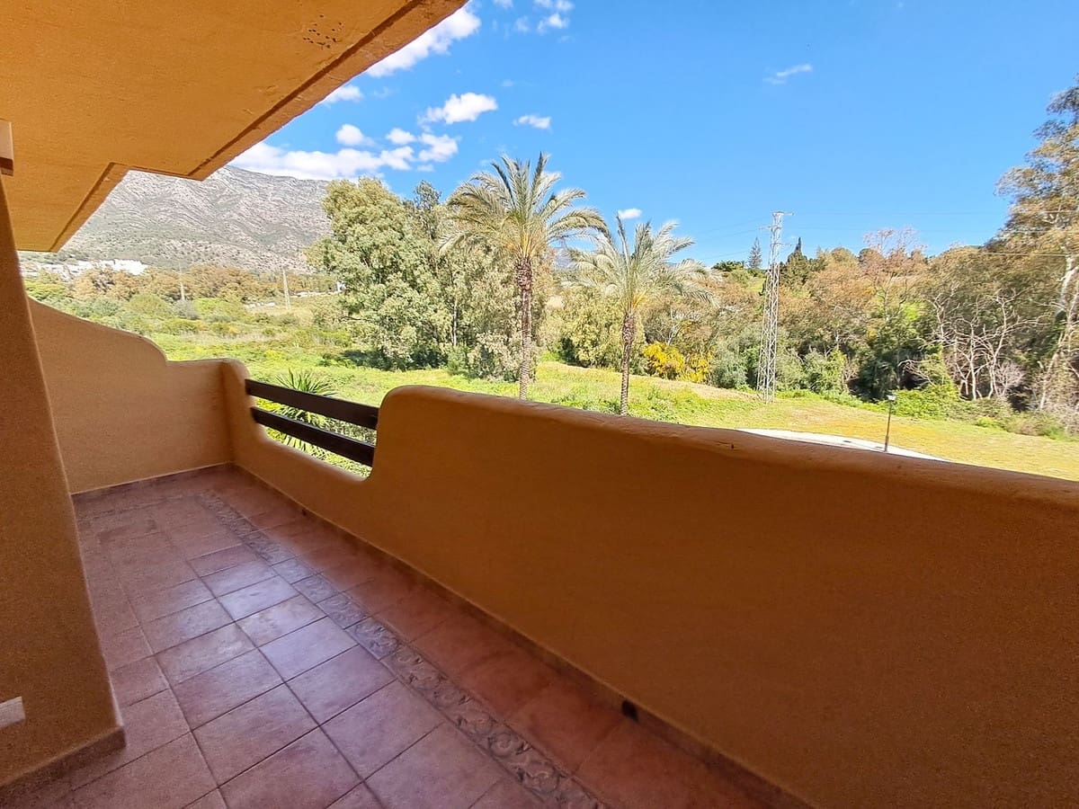 3 Zimmer Haus zu verkaufen in Marbella mit Pool Garage - 785.000 € (Ref: 10079033)