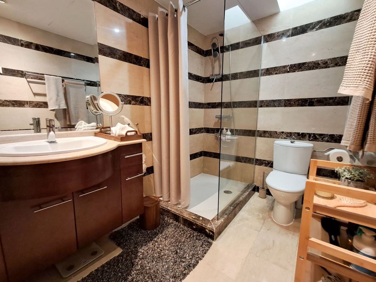 3 Zimmer Haus zu verkaufen in Marbella mit Pool Garage - 785.000 € (Ref: 10079033)